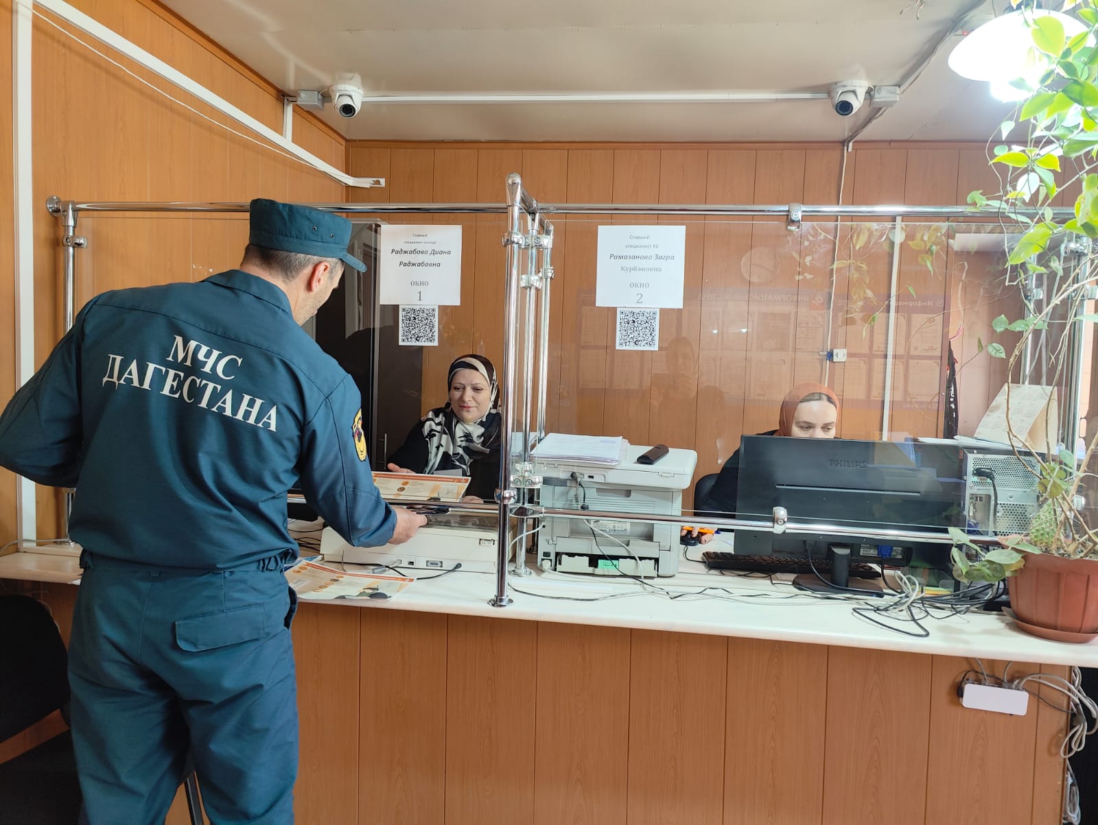 Профилактические беседы с населением провели работники ПЧ-35